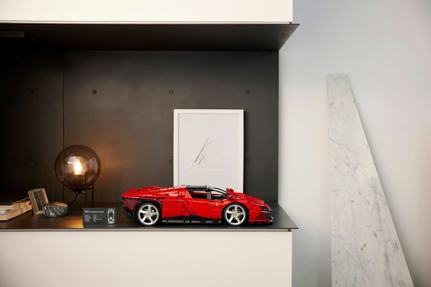 Авто-конструктор LEGO Technic Ferrari Daytona SP3 (42143) 613519 фото