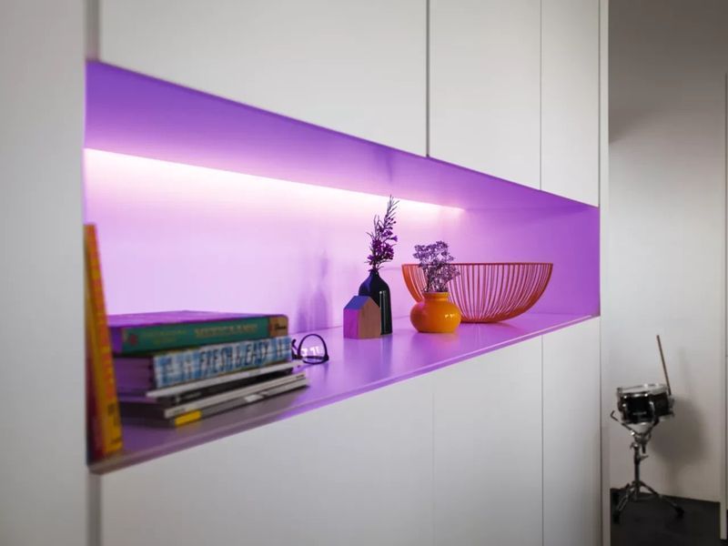 Розширювальний набір LED стрічка 1м PHILIPS HUE WHITE&COL AMB 10000221 фото