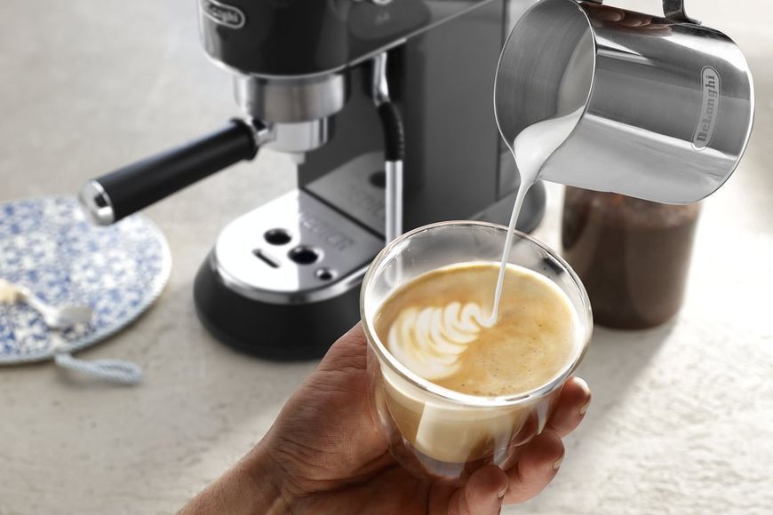 Кавоварка ріжкова еспресо Delonghi Dedica Arte EC 885.GY 524298 фото