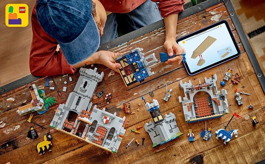 Блочный конструктор LEGO Creator Средневековый замок с рыцарем на коне (31168) 613375ua фото