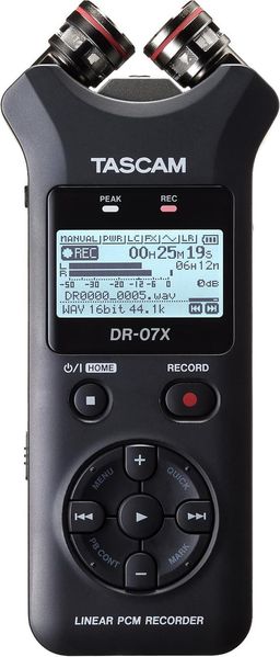 Цифровой диктофон Tascam DR-07X 465767 фото